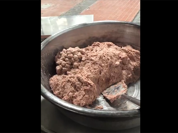 油炸線(xiàn)牛肉丸